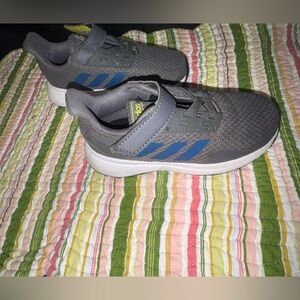 Toddler adidas shoes